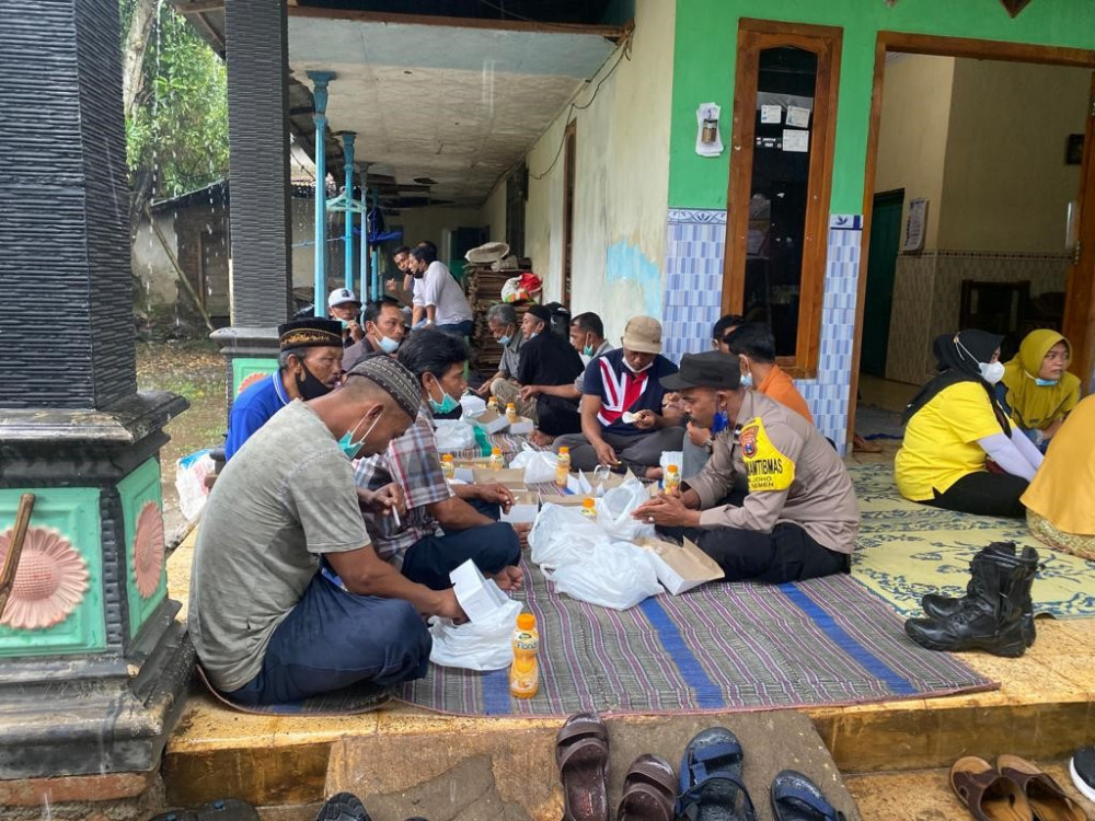 Mendapat Keluhan Warga  Masyarakat Soal Akses Listrik yang Belum Merata dan Pengembangan Area Wisata Alam.